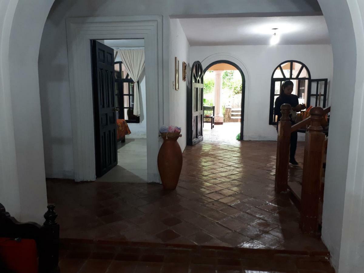 Hosteria Del Virrey - B&B ซานกริสโตบัล เด ลาสกาซาส ภายนอก รูปภาพ